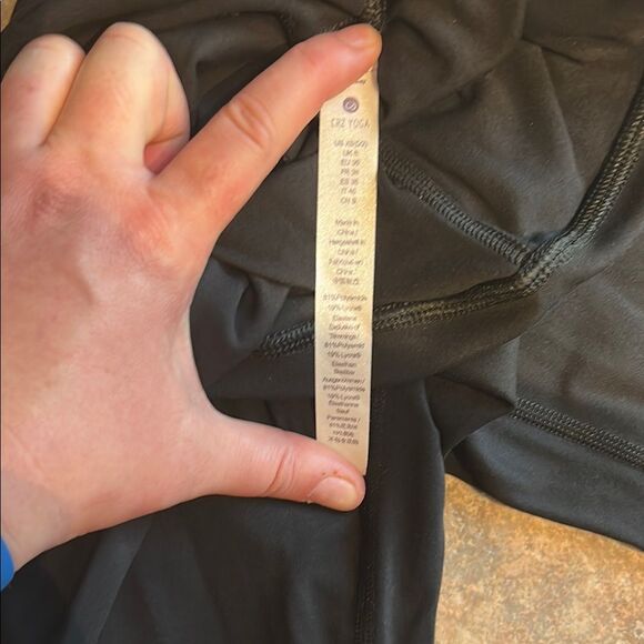 CRZ YOGA Black High-Waisted Leggings - Picture 2 of 4